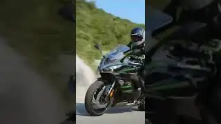 Kawasaki bike shorts #kawasaki #moto #lexa_braap