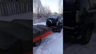 Лада Нива Тревел с прицепом 