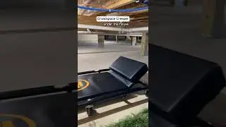 A creeper under your house.... 🤯
