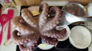 Мариновані восьминожки з лисичками