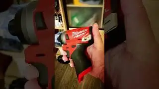 Очень крутой мини винтоверт Milwaukee