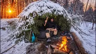 Extreme Winter Survival | Bushcraft Shelter - NO SLEEPING BAG 