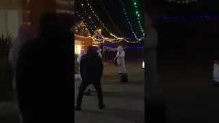 Así se lo pasan algunos ,tradiciones...