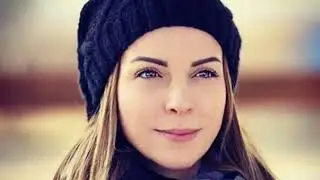 Turkish Actress Ozge Ozberk pics Latest amazing Beautifull Pics Of real Life and Drama