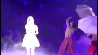That one time Britney’s playback kept failing so she sang live in Greensboro