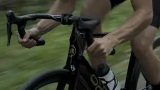 Orro Venturi Aero Road Bike - Black/Gold Gloss