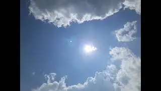 Inti jalsu tuqin foto apsuñamawa teléfono cámara ukampi. Planetanakax jutapxiwa.