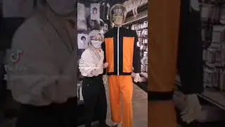Friends - Never lonely working in a costume store