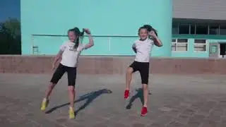Танец под песню Дави на газ! 👍
