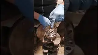 Срезает болты маховика.  Устраняем проблему.