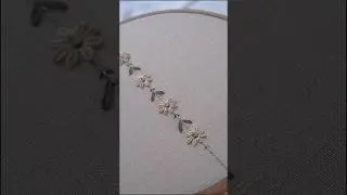 Простой цветочный орнамент/ручная вышивка✨🪡🧵