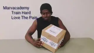 Unboxing uBe Tank tops package