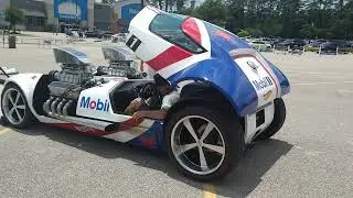Hotwheels Twinmill Loading and Revving Pt1