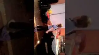 Ромашка и алиса пляшут