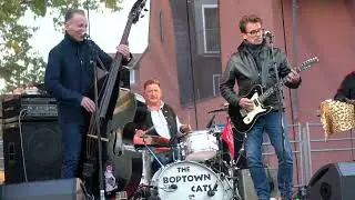 Boptown Cats bei der Innenstadtkirmes 2022 in Marburg (2)