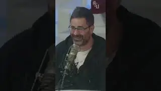 Yannis Pappas arms went NUMB first time he did standup #shorts #comedy #podcast #funny #tomsegura