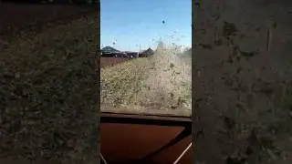 Косилка убирает остатки капусты