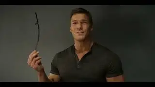 Reacher breaks himself out of zip ties easily  | Reacher (2022) season 1 episode 1