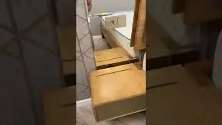 Кровать из массива дуба/ясеня с мягким изголовьем и подвесными тумбами