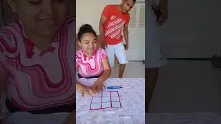 O jogo da velha. 