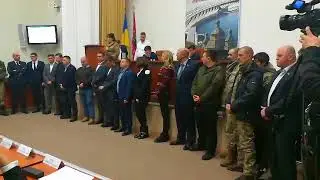 "Мы приведем людей". Депутаты Запорожского горсовета демонстративно уходят с заседания