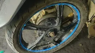 sudah banyak cara gagal coba cara ini untuk melepas baut as roda belakang metic yang macet