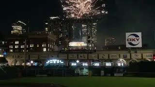 Houston Astros Final Friday Night Fireworks at Daikin Park 🎇