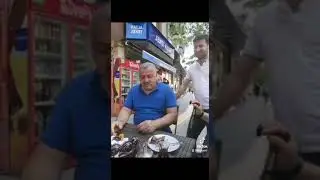 YİYOR  İÇİYOOR.