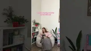 Create a reading nook for my cat with me!! 📖🐈🛋️