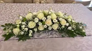 Белая композиция на стол молодоженов