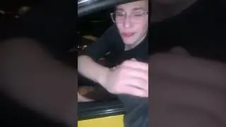 Заднюю не даём
