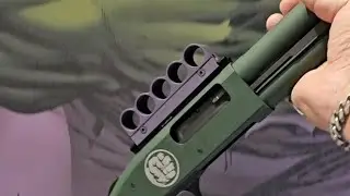 Hulk Themed Mossberg 500 persuader by @valorcoatings4712