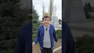 стихотворение Риммы Казаковой  "На фотографии в газете" исполняет Дмитрий Захаров