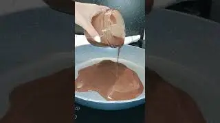 Cocoa pancakes with coconut 🥞🥥 Kakaové palacinky s kokosom