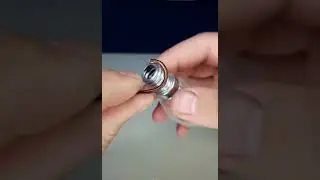 світильник із лампочки для освітлення.  за умов війни.  приєднуйтесь до каналу буде багато корисного