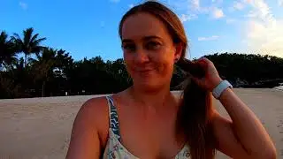 Tals & Sarah Hiking on Great Keppel Island !