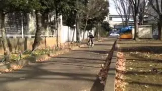 萩斗自転車の練習を頑張る。