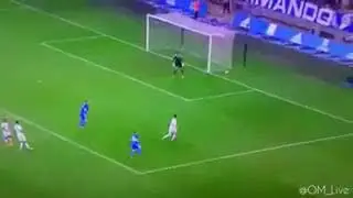Marseille Goalkeeper Steve Mandanda Humiliates Domzale's Striker With Nutmeg | 24.08.2017