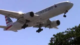 American Airlines Boeing 777-200ER [N775AN] landing at LAX