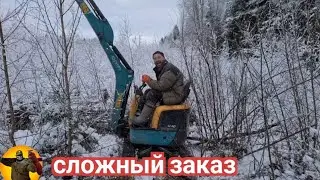 Укладываем кабель в лесу .