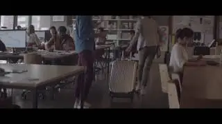Samsung Galaxy Note8 - Lost Baggage Commercial 2017