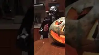 Внимание! Детям до трех лет смотреть запрещено! Странный человек часть 2. Мин привезет