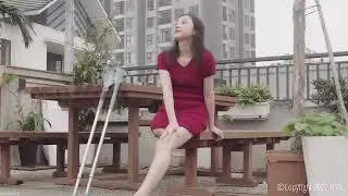 Amputee girl on the roof