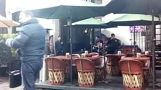 Restaurantes del Centro Historico de Coyoacan Sin chamba por frios. El antiguo palacio de Coyoacan