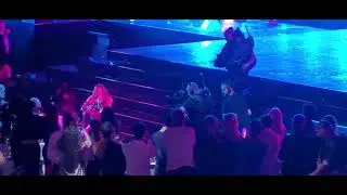 Anitta - Envolver (Los40 Music Awards)