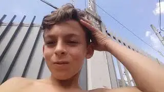 Desafio de 100 inscritos! A dando de cueca na rua kk