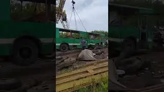 последний экземпляр автобуса ЗИУ 8 привезли на металлолом