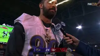 Mark Andrews Shows Off His Chain