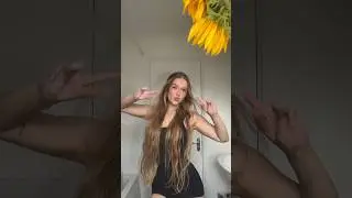 The sunflowers facing me because im better than the sun 💀😂 #dance #dancetok #dancechallenge