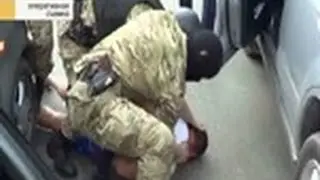 Повязали прямо на улице